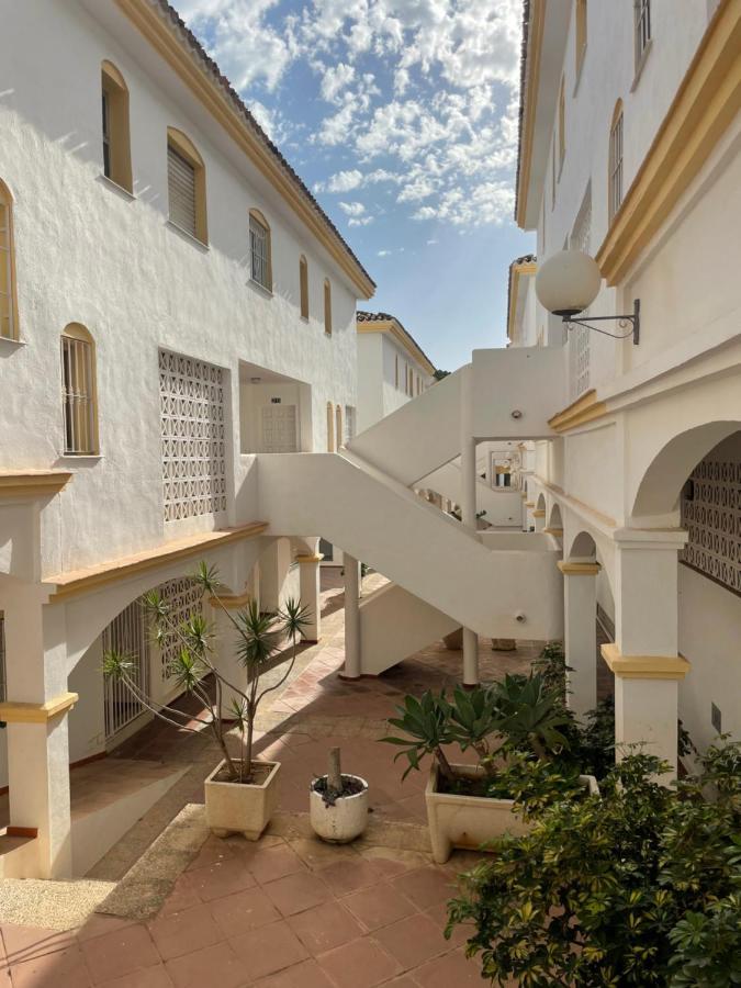 Buena Vista Apartment, 3 Bedrooms Sitio de Calahonda Ngoại thất bức ảnh